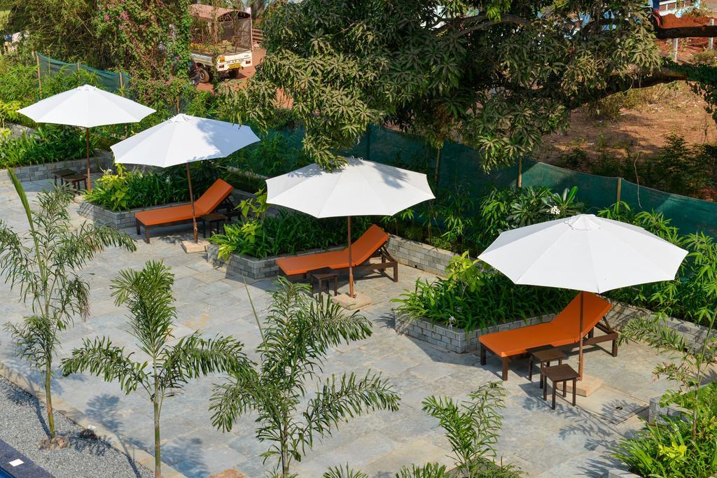 קלנגוטה Sinq Beach Resort מראה חיצוני תמונה