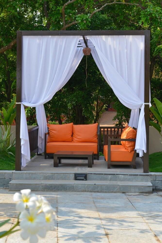 קלנגוטה Sinq Beach Resort מראה חיצוני תמונה