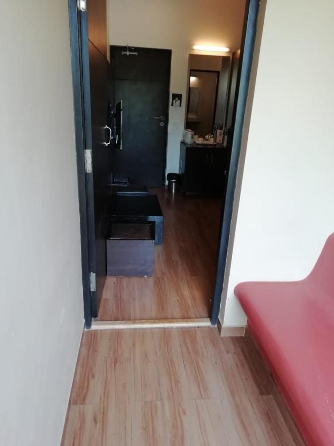 קלנגוטה Sinq Beach Resort מראה חיצוני תמונה